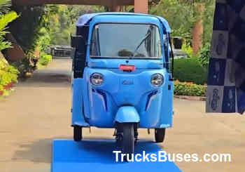 Bajaj Wego P9018 Auto Images